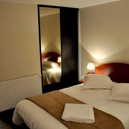 Hotel No Minoé Locminé